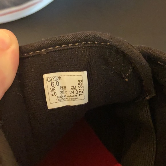 Youth Vans Sneakers - Picture 3 of 9